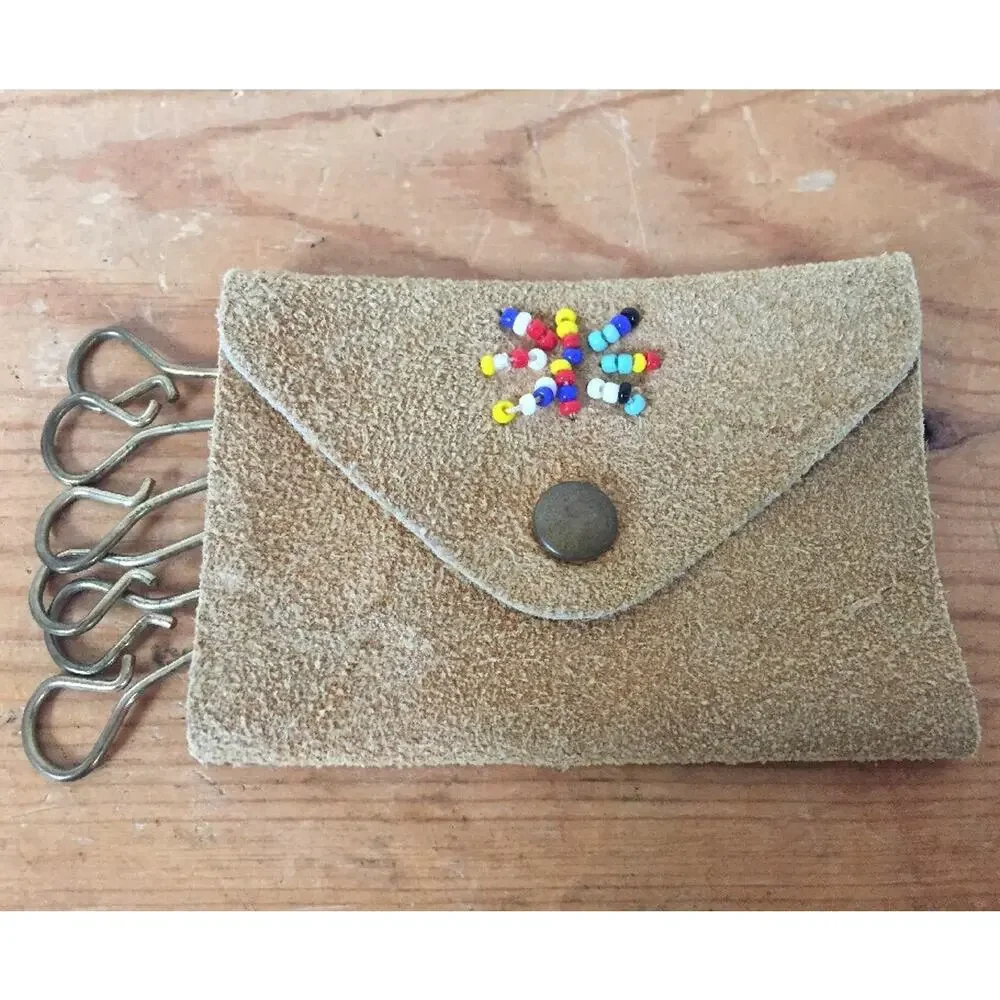 Vtg Southwestern Beaded Cow Hide Leather Snap Key Wallet Virginia VA Souvenir
